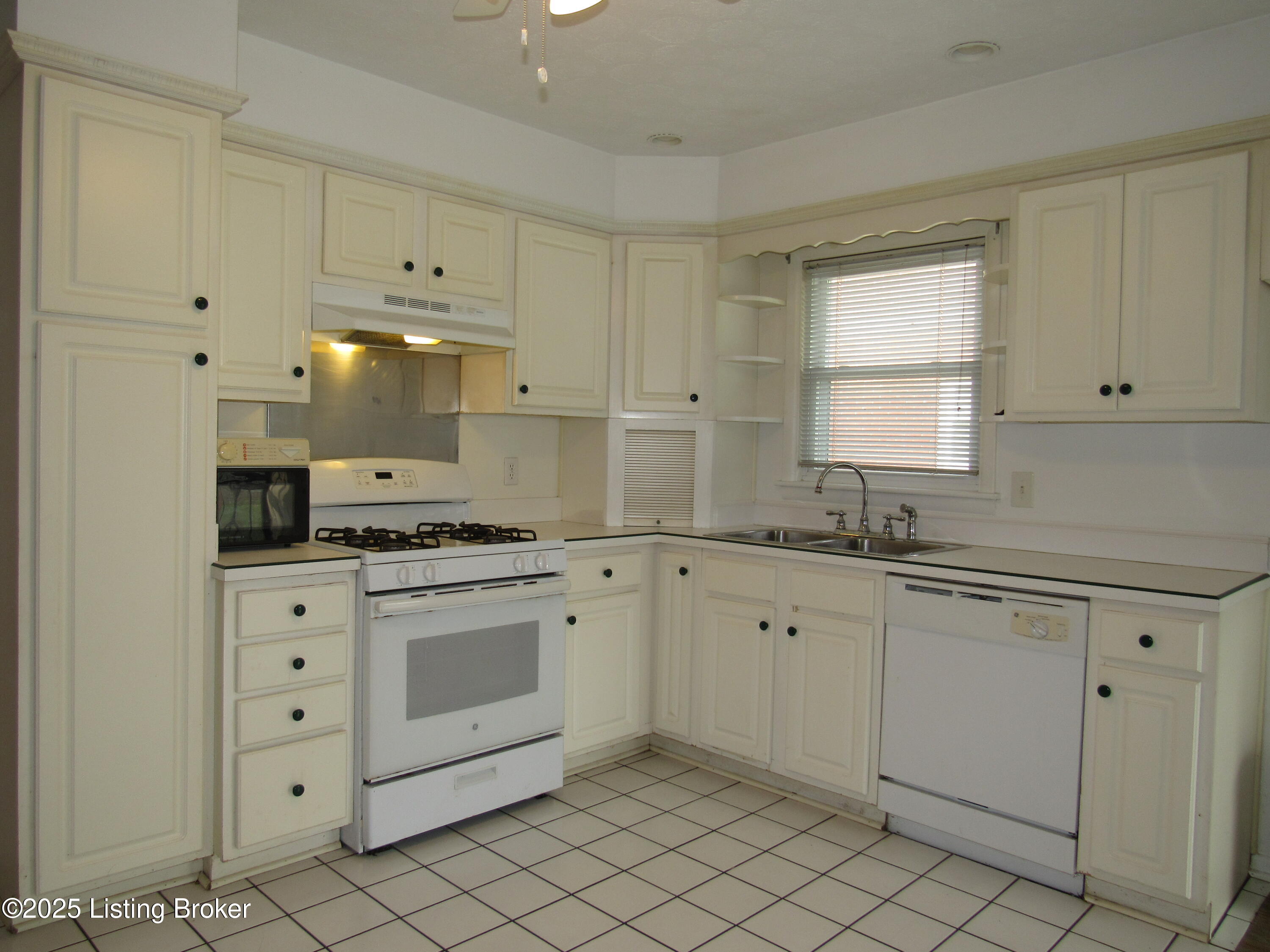 5510 Innwood Dr, Louisville, Kentucky image 26