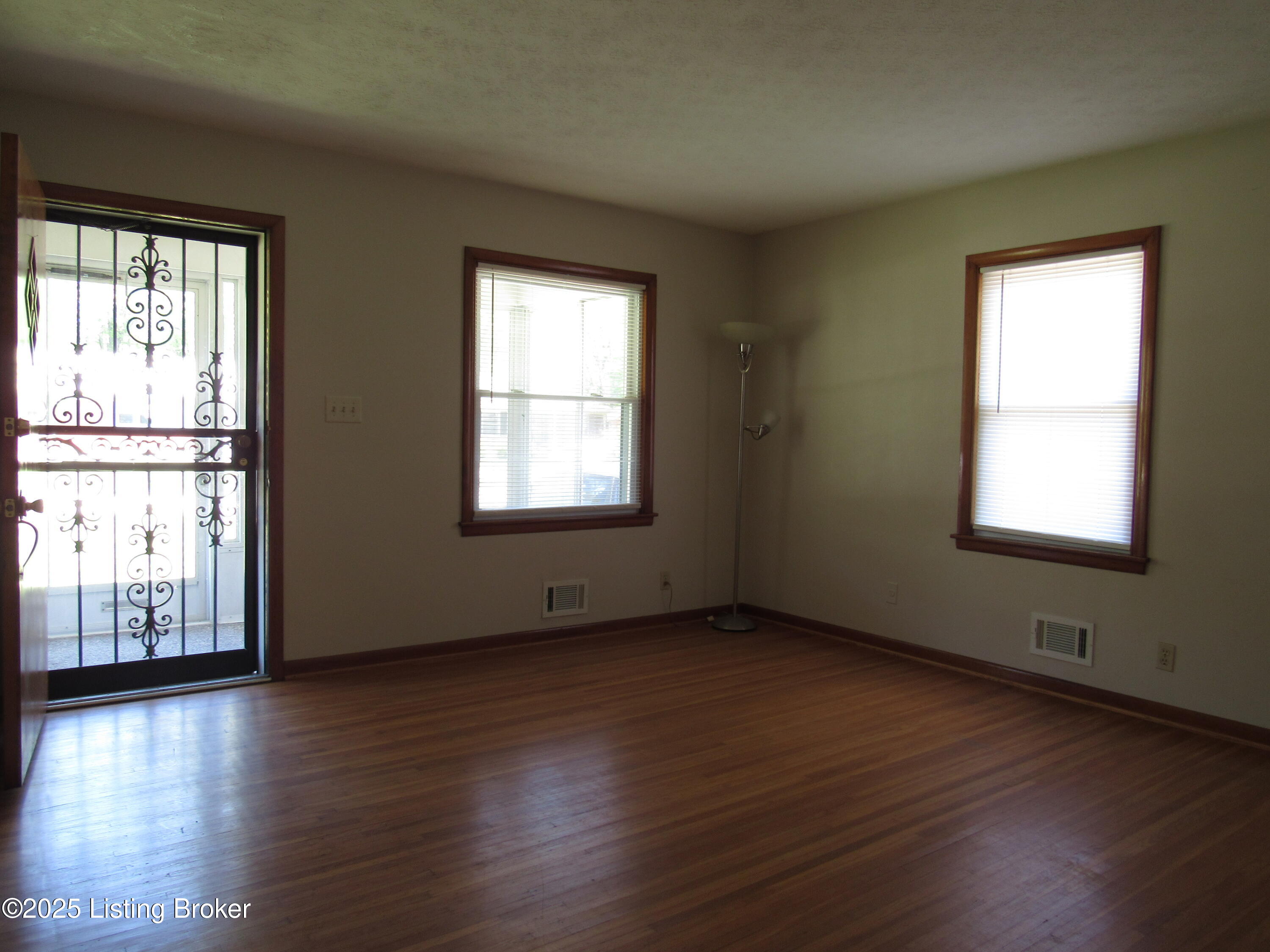 5510 Innwood Dr, Louisville, Kentucky image 3