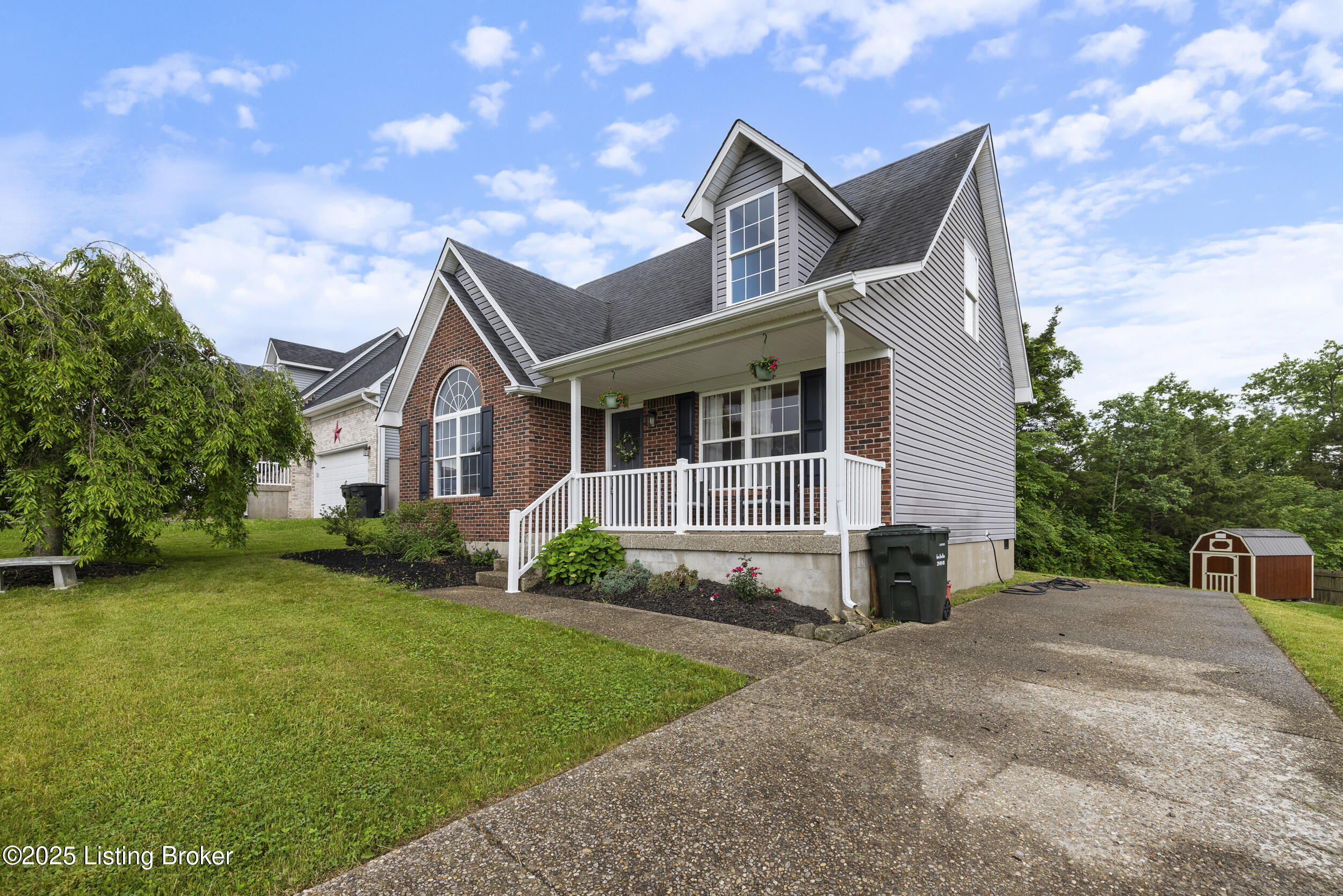 283 Holly Marie Dr, Mt Washington, Pennsylvania image 3