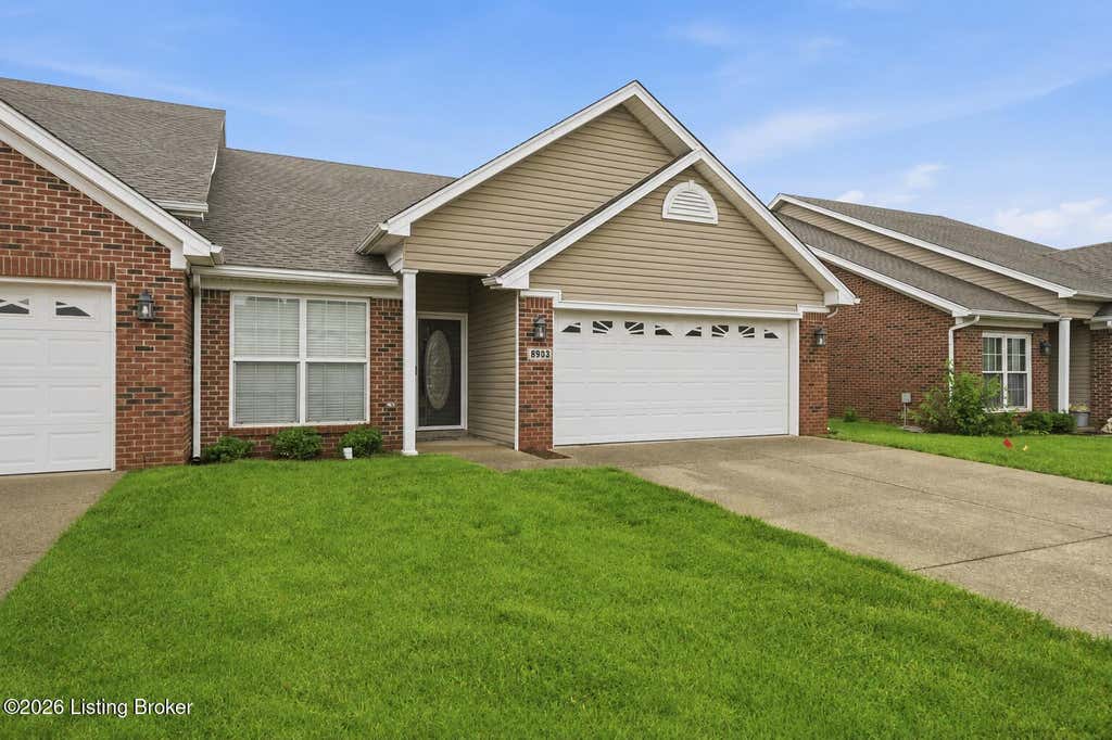 Photo of 8903 Stara Way, Jeffersontown, KY 40299 (MLS # 1720416)