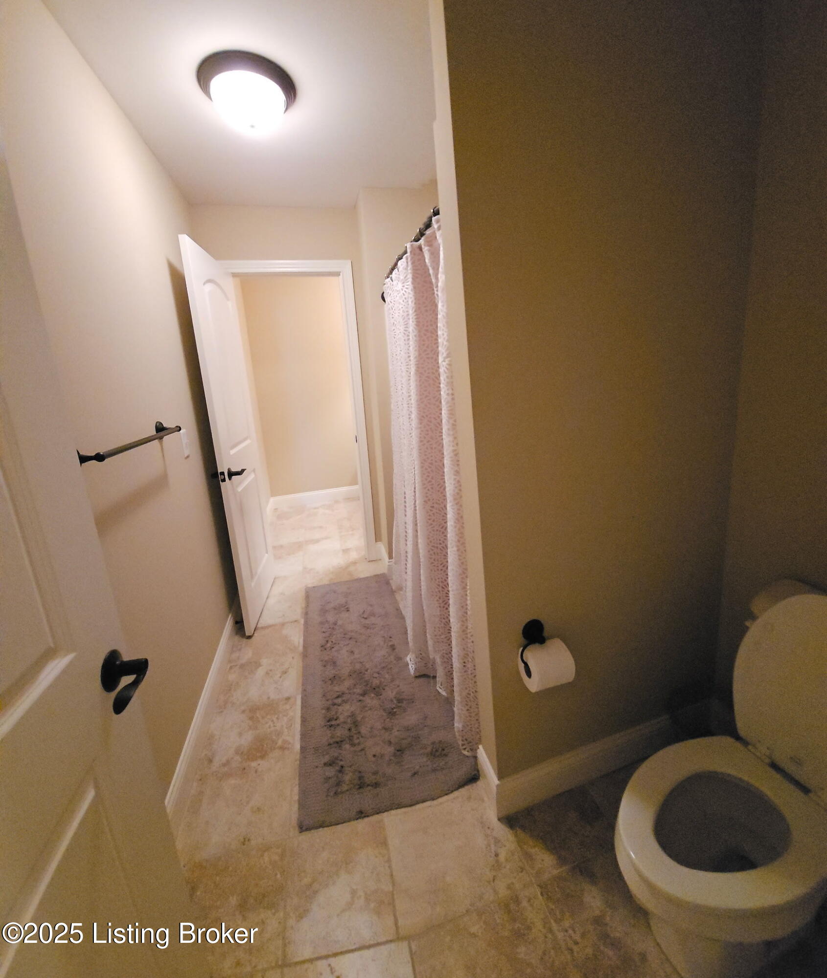 905 Fossil Creek Cir, Louisville, Kentucky image 30
