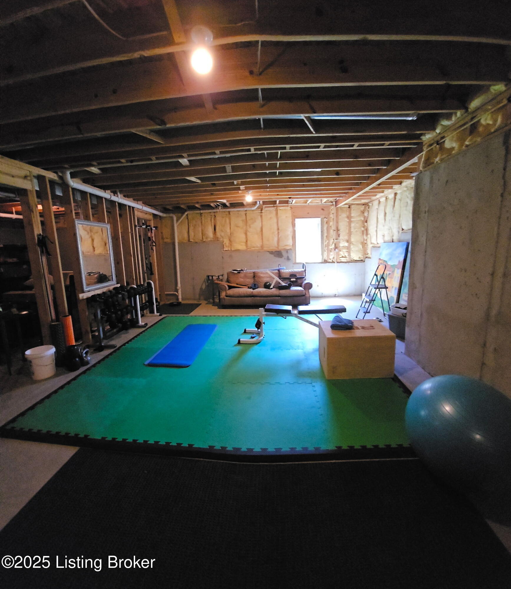 905 Fossil Creek Cir, Louisville, Kentucky image 37