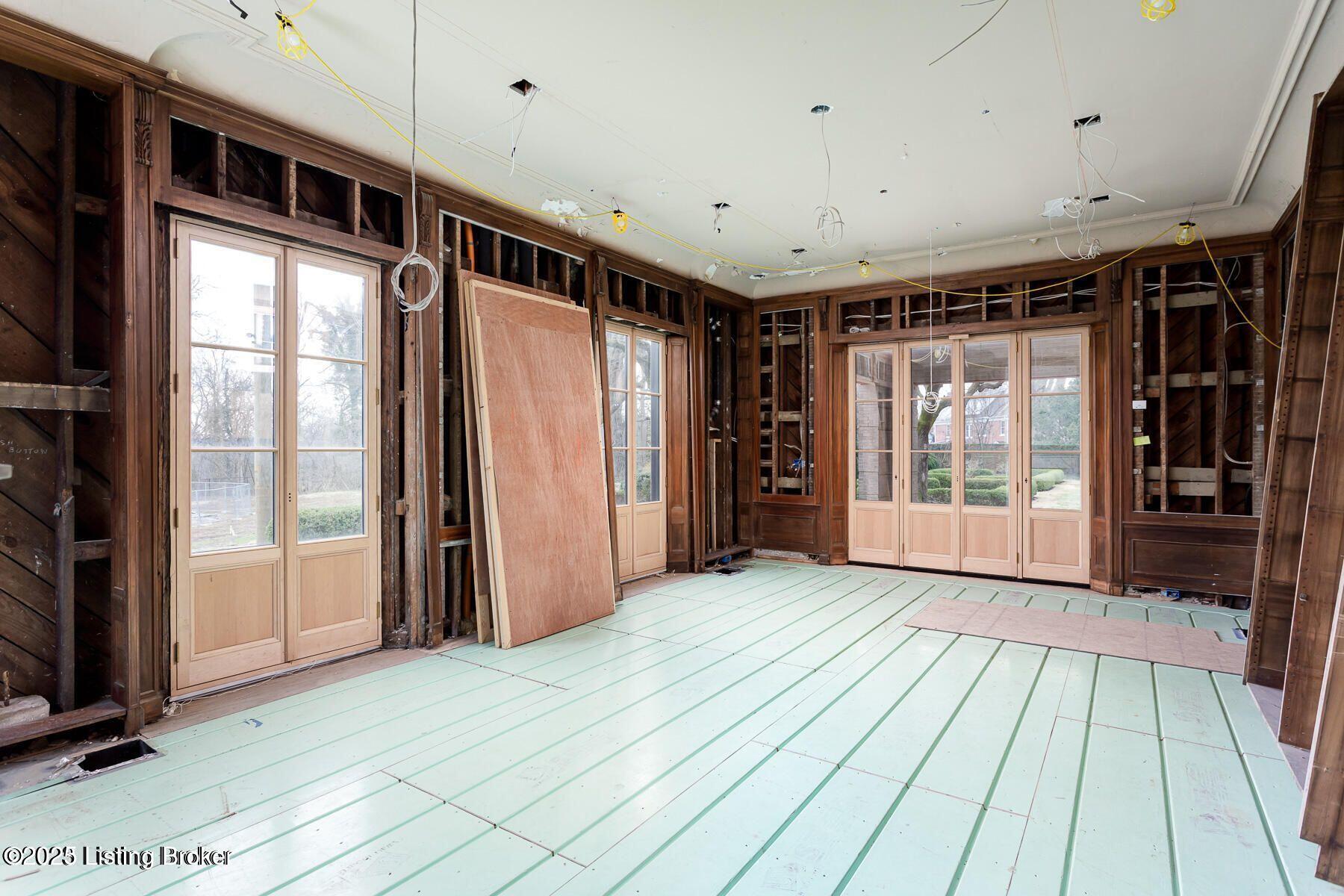 1801 Sulgrave Rd, Louisville, Kentucky image 11