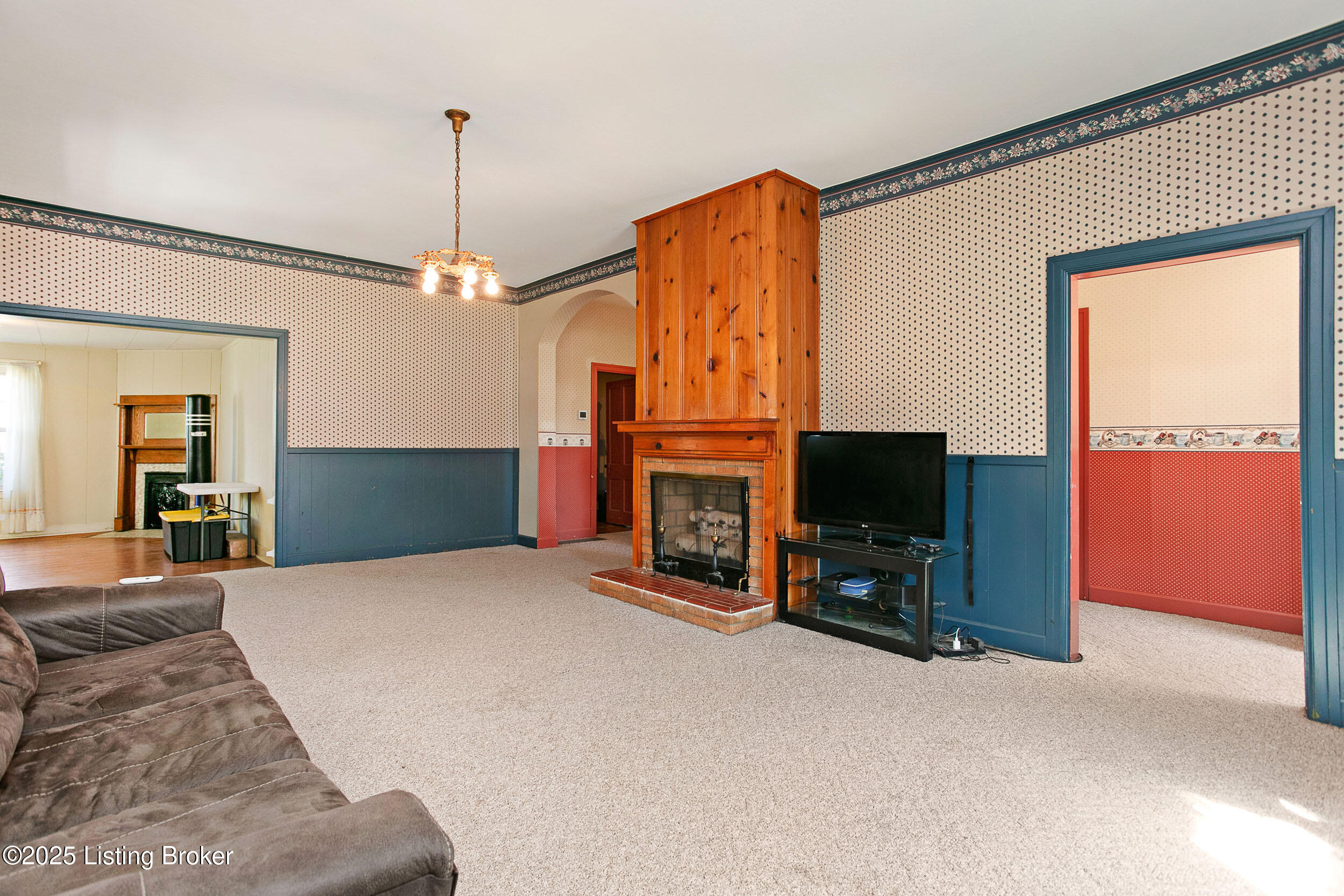317 S Greensburg St, Hodgenville, Kentucky image 4