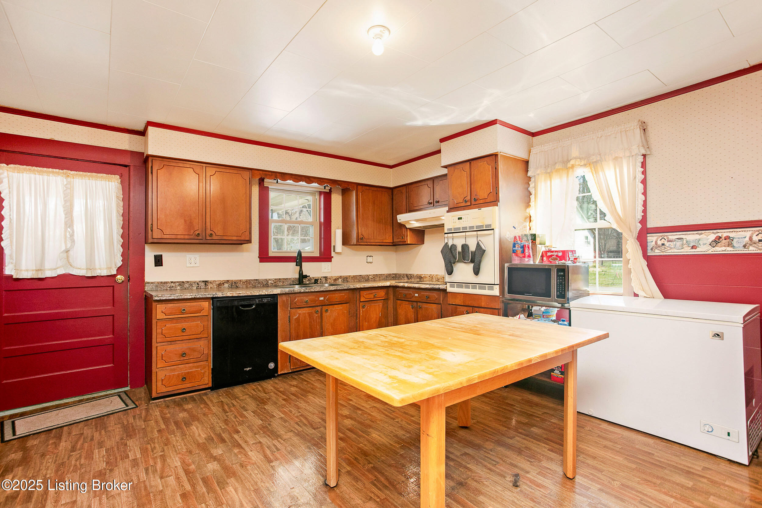 317 S Greensburg St, Hodgenville, Kentucky image 7