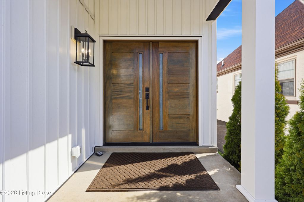 Photo of 1216 Larue Ave, Louisville, KY 40213 (MLS # 1711877)