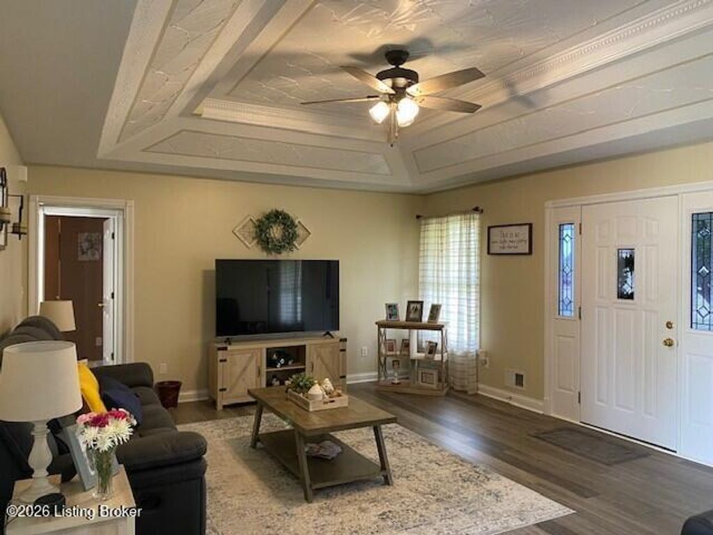 Photo of 1017 Leigh Terrace, Bardstown, KY 40004 (MLS # 1714178)