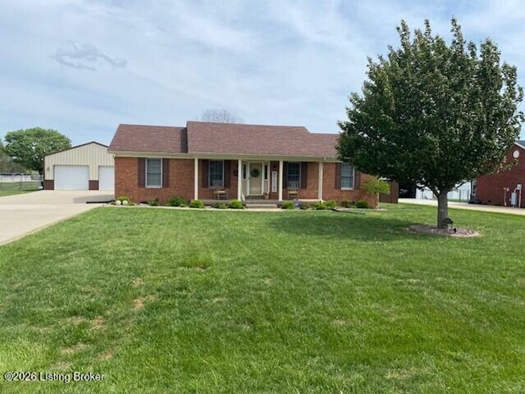 Photo of 1017 Leigh Terrace, Bardstown, KY 40004 (MLS # 1714178)
