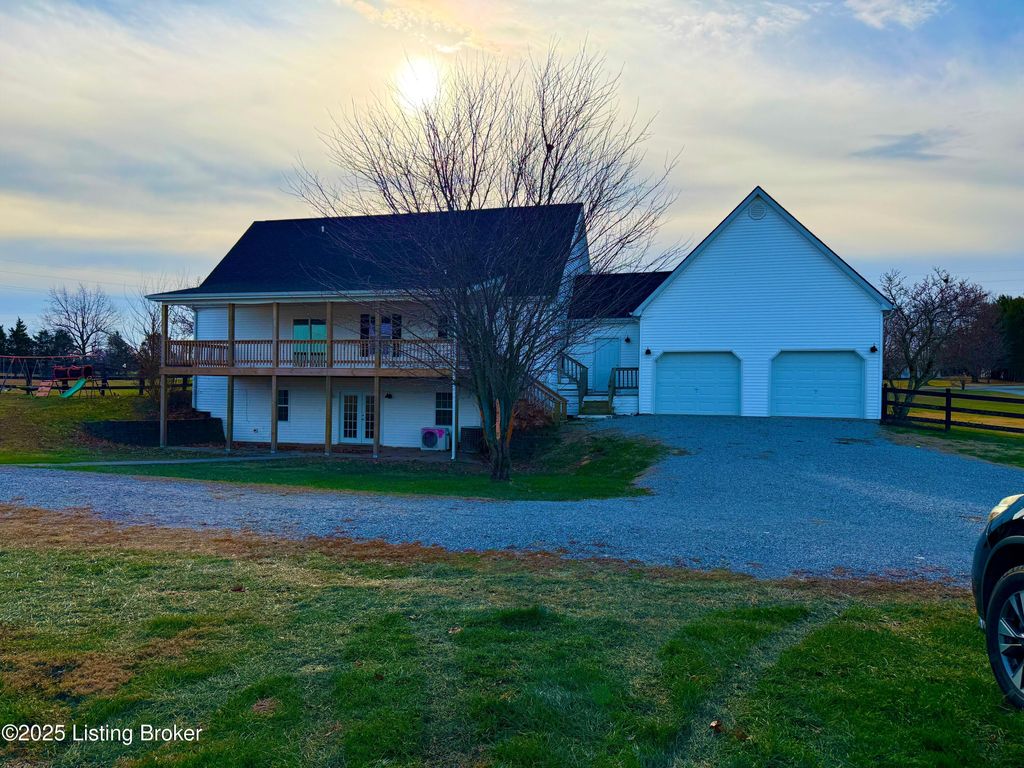 Photo of 992 McGrew Church Rd, Leitchfield, KY 42754 (MLS # 1705505)