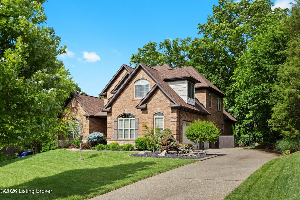 Photo of 19105 Brattle Ln, Louisville, KY 40245 (MLS # 1706875)