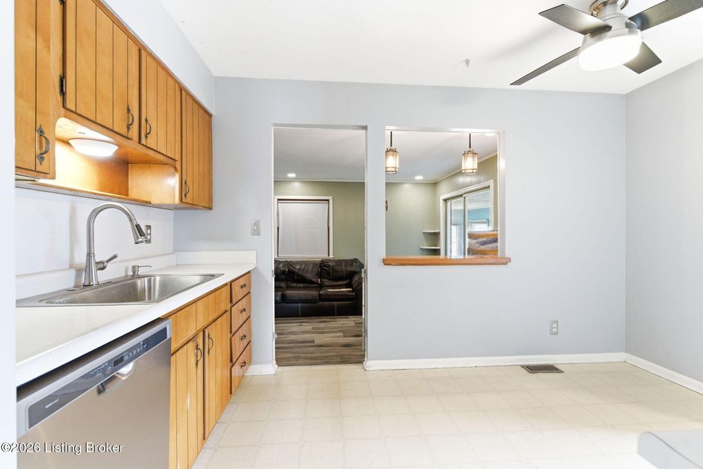 Photo of 4311 Trio Ave, Louisville, KY 40219 (MLS # 1711276)