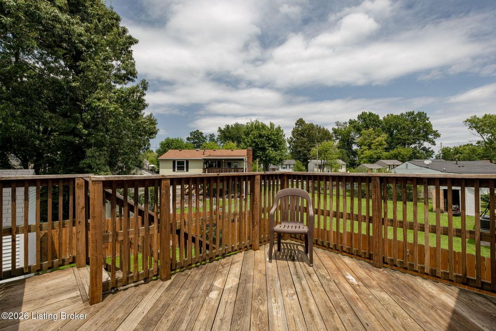 Photo of 11308 Nez Perce Way, Louisville, KY 40229 (MLS # 1724199)