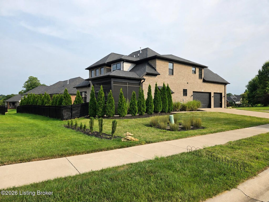Photo of 12705 Valley Pine Dr, Louisville, KY 40299 (MLS # 1725035)