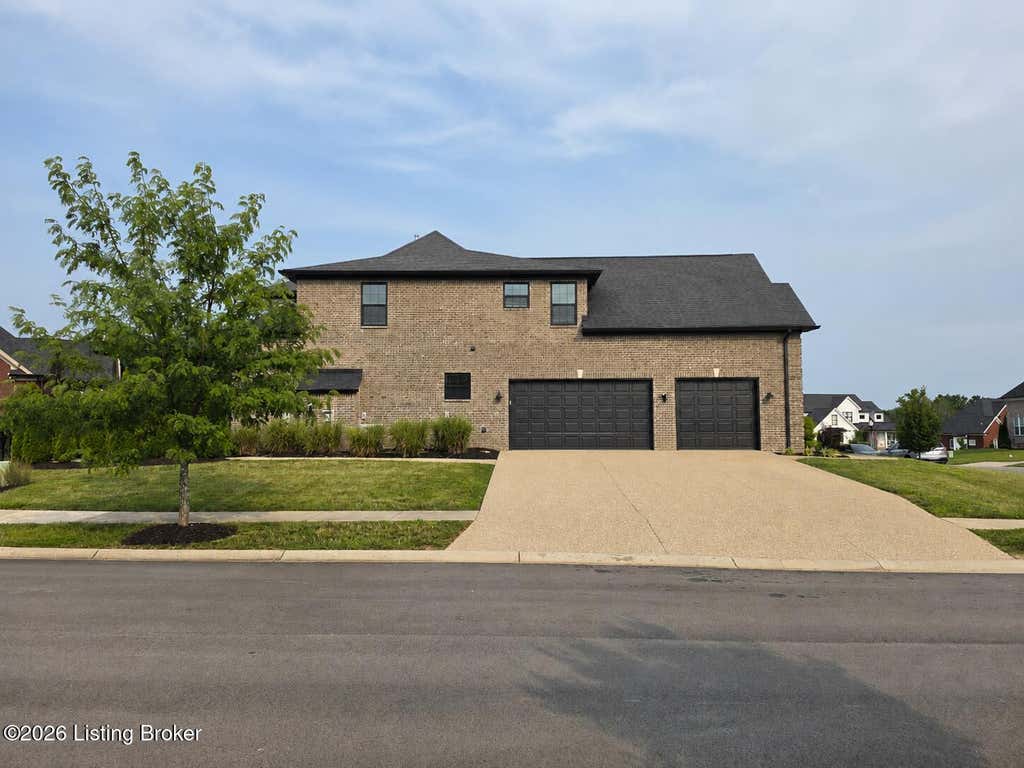 Photo of 12705 Valley Pine Dr, Louisville, KY 40299 (MLS # 1725035)