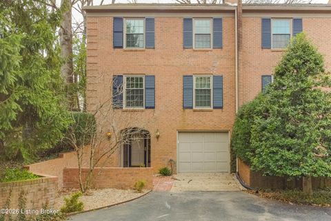 Photo of 422 Sprite Rd #APT 1, Louisville, KY 40207 (MLS # 1711518)