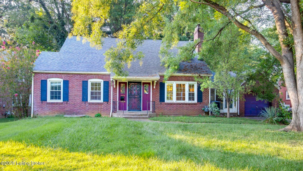 Photo of 2905 Dundee Rd, Louisville, KY 40205 (MLS # 1727686)