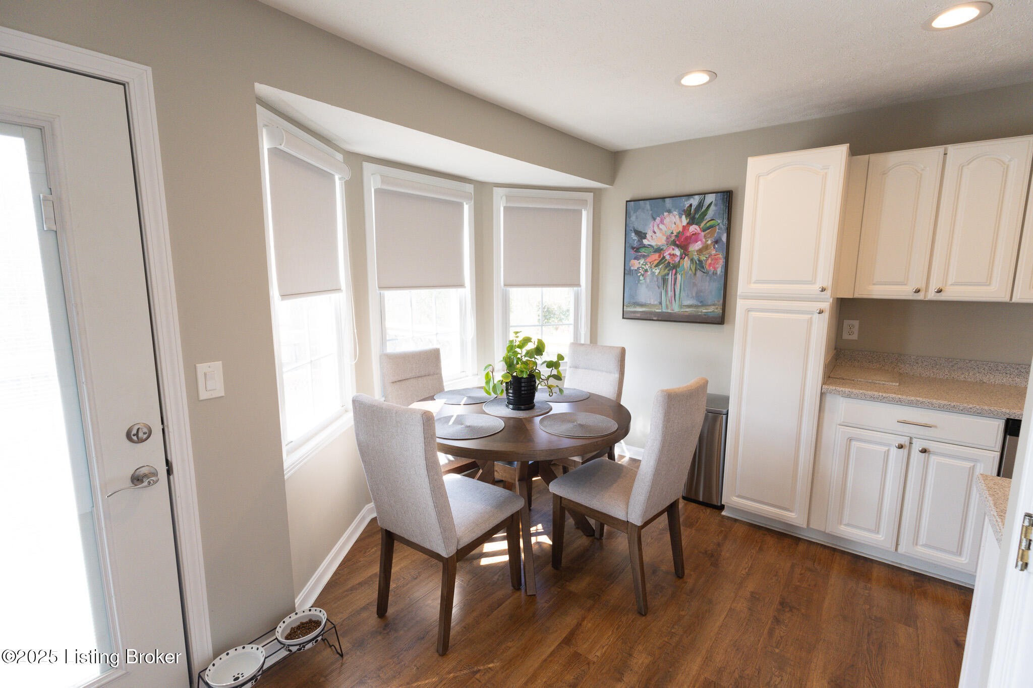 8918 Collingwood Rd, Louisville, Kentucky image 32