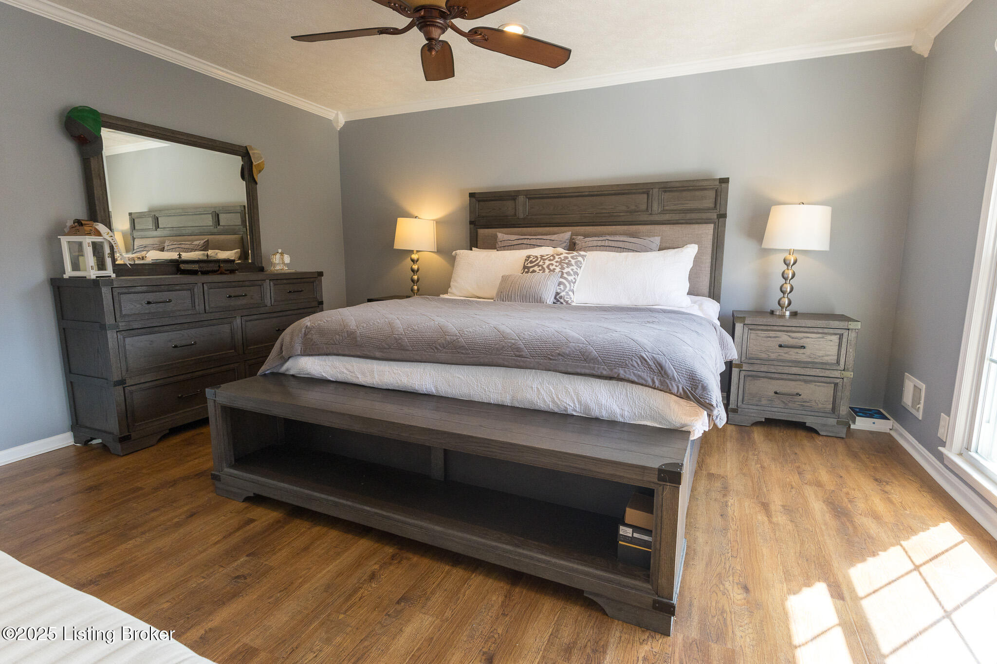 8918 Collingwood Rd, Louisville, Kentucky image 36
