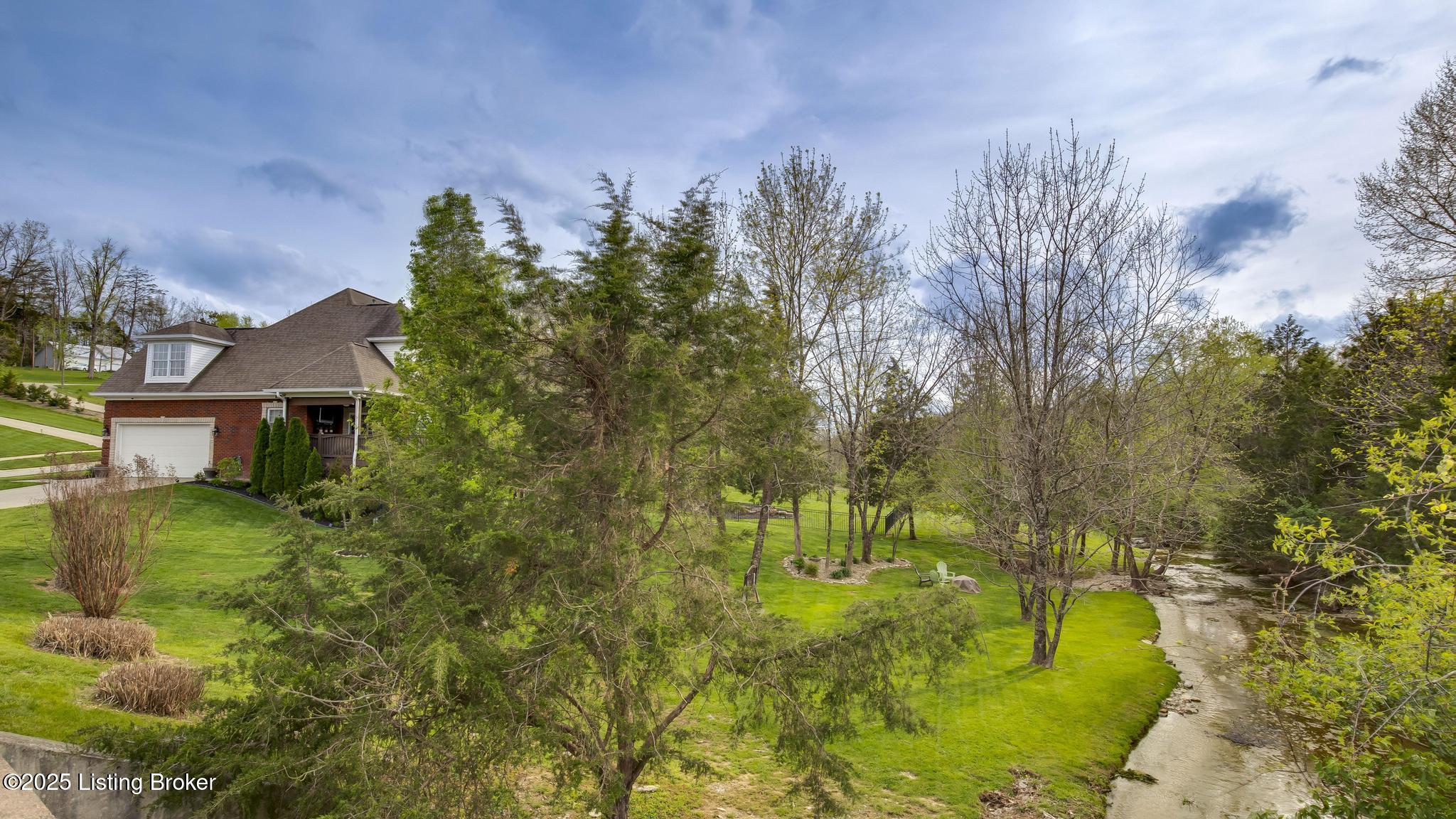 5520 Valley Park Dr, Louisville, Kentucky image 2
