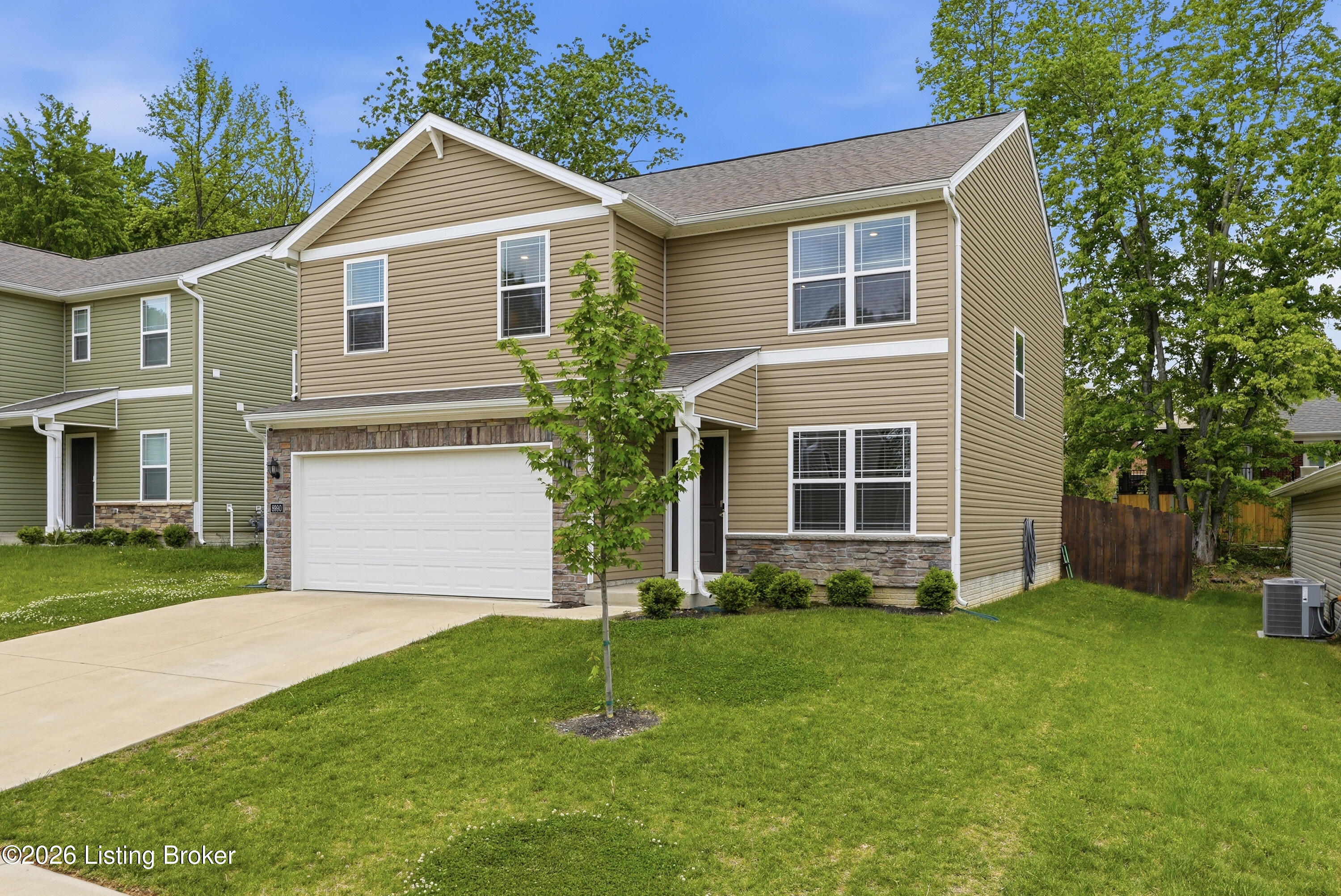 8990 Auburn Woods Rd