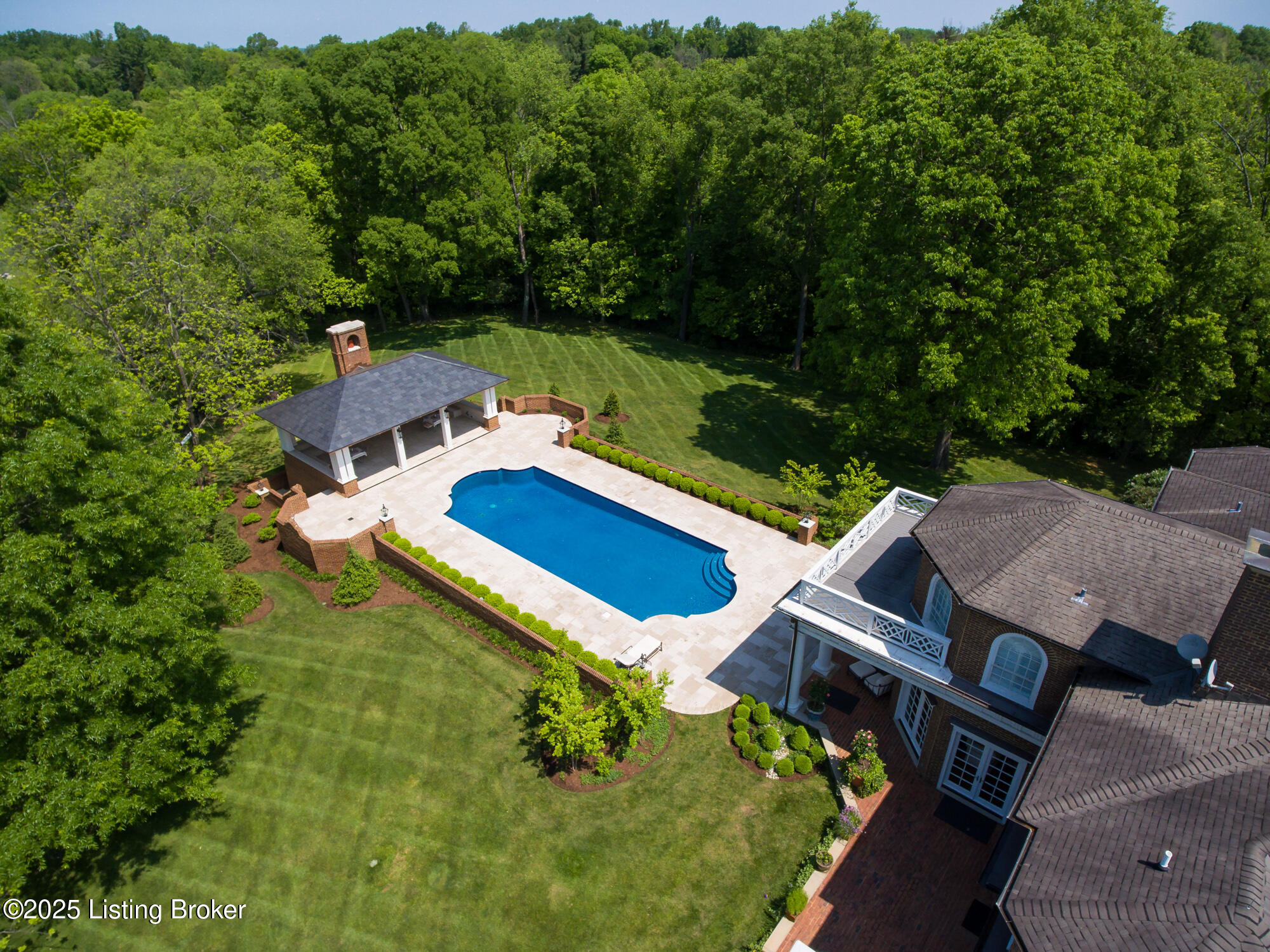 3424 Glenview Ave, Louisville, Pennsylvania image 4