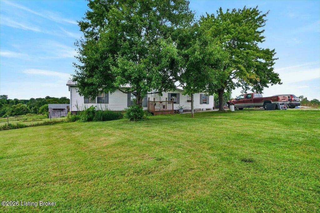 Photo of 2581 Lake Jericho Rd, Smithfield, KY 40068 (MLS # 1724316)