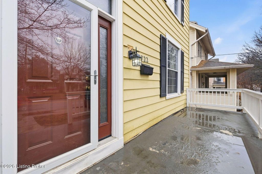 Photo of 1722 Eastern Pkwy, Louisville, KY 40204 (MLS # 1710738)