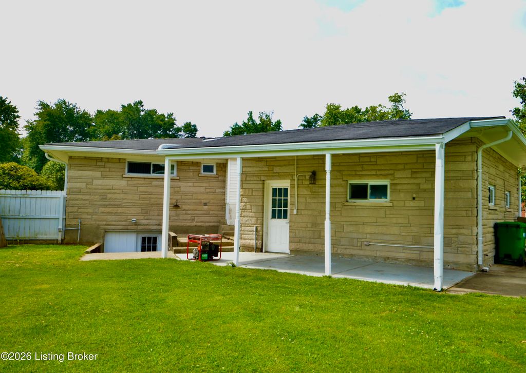 Photo of 10201 W Manslick Rd, Fairdale, KY 40118 (MLS # 1723867)
