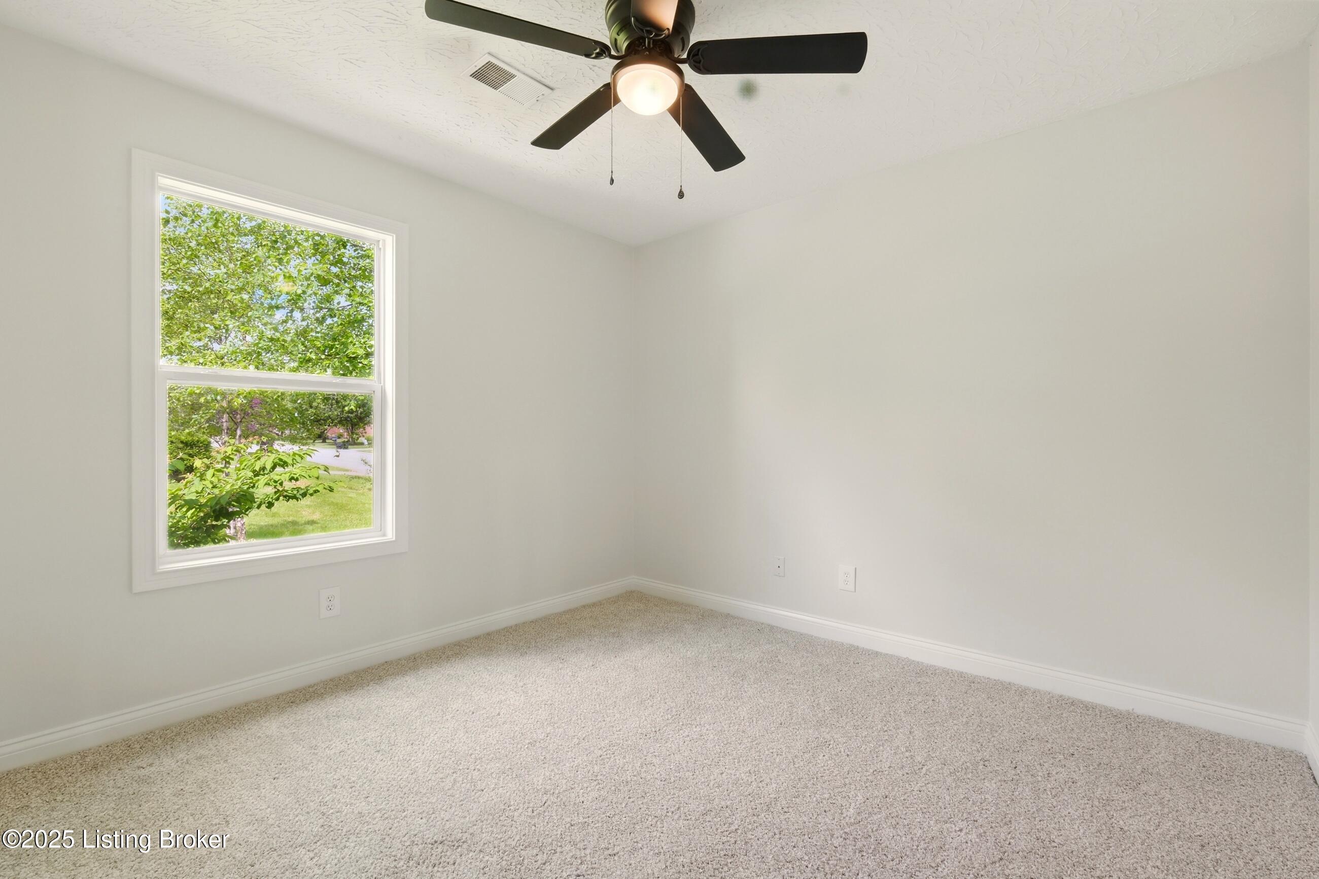 134 W Copperfield Way, Bardstown, Pennsylvania image 26