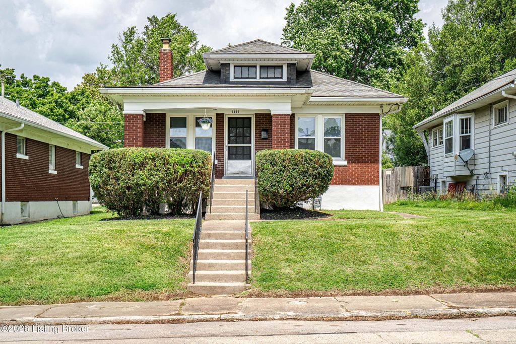 Photo of 1611 Stevens Ave, Louisville, KY 40205 (MLS # 1718575)