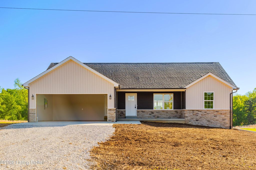 Photo of 26 Valerie Ct, Brandenburg, KY 40108 (MLS # 1716929)