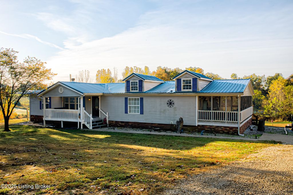 Photo of 140 Woods Rd, Brandenburg, KY 40108 (MLS # 1701971)