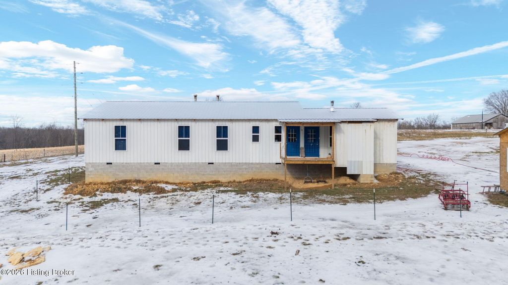 Photo of 280 Beckton-Rocky Hill Rd, Glasgow, KY 42141 (MLS # 1708918)