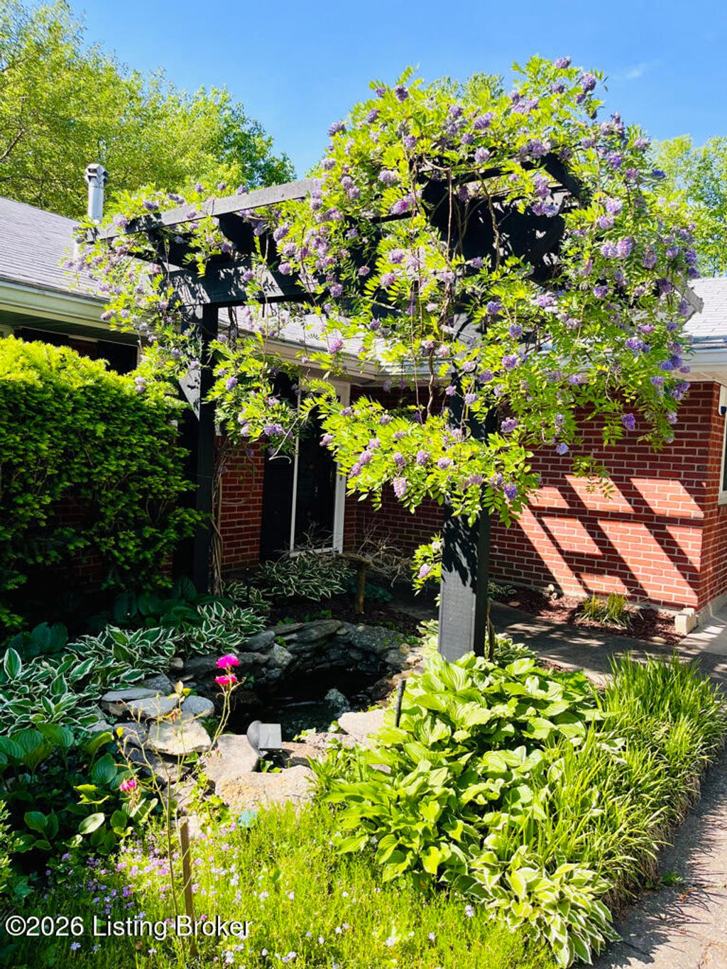 Photo of 3012 Furman Blvd, Louisville, KY 40220 (MLS # 1715604)