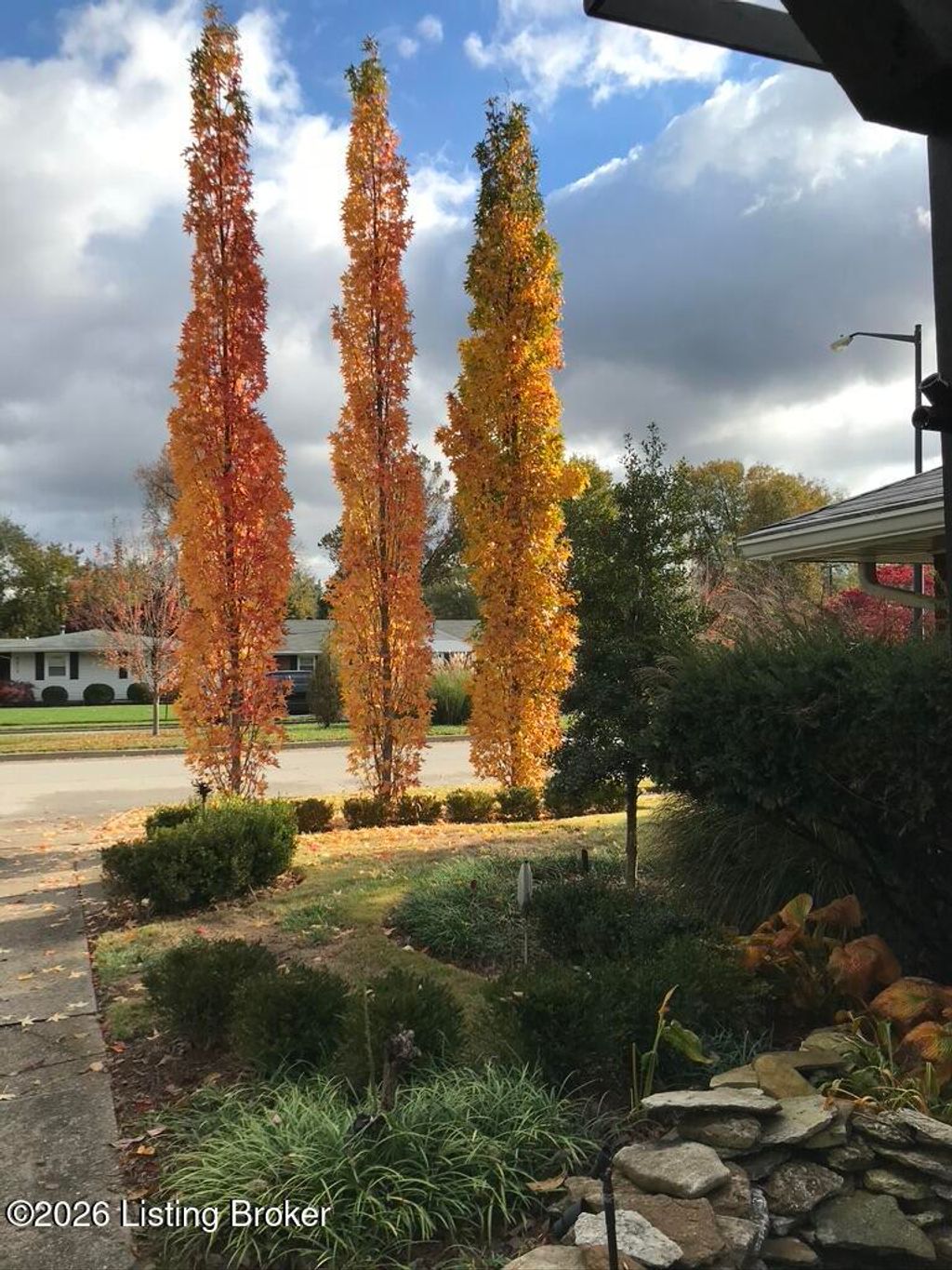 Photo of 3012 Furman Blvd, Louisville, KY 40220 (MLS # 1715604)