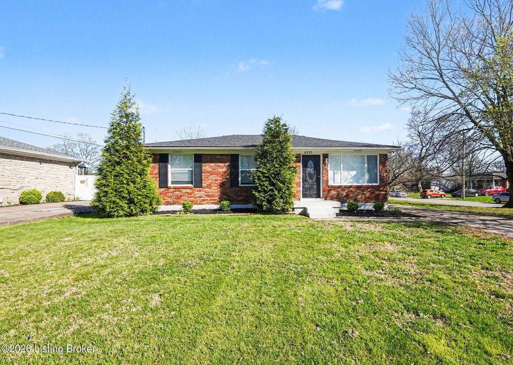 Photo of 6325 Krause Ave, Louisville, KY 40216 (MLS # 1712930)