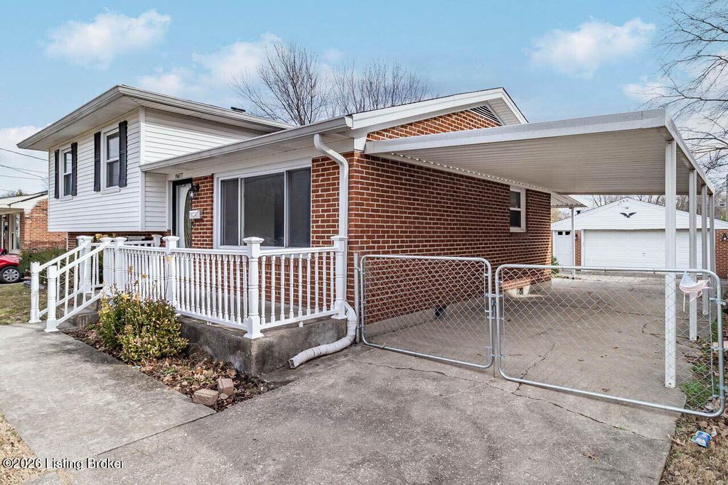Photo of 8607 Moody Rd, Louisville, KY 40219 (MLS # 1707048)