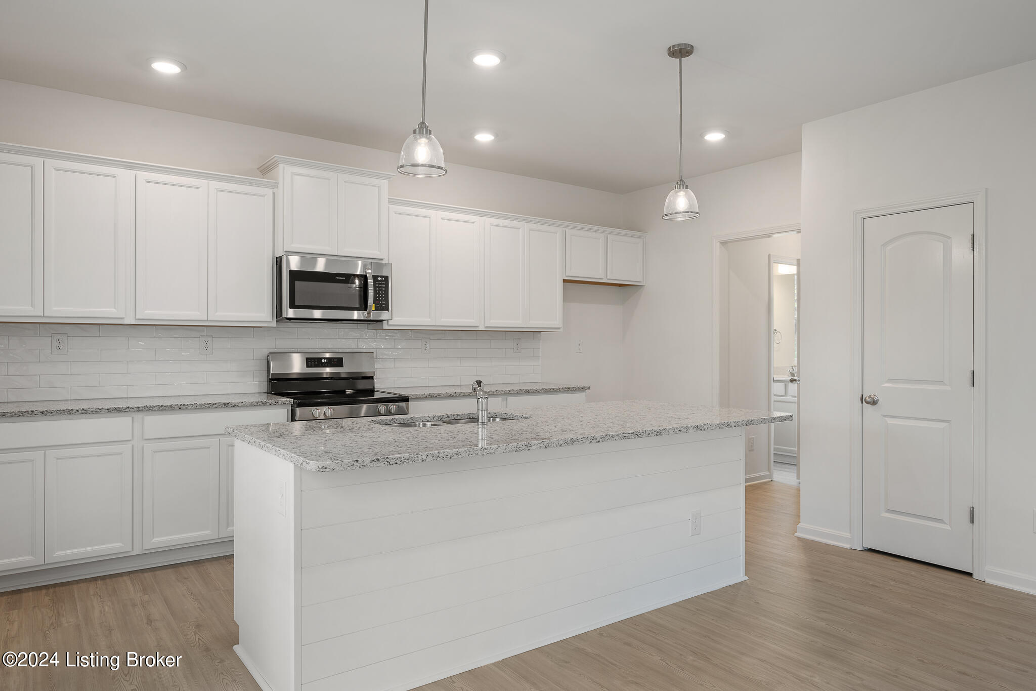 11711 Parkview Point, Louisville, Kentucky image 17