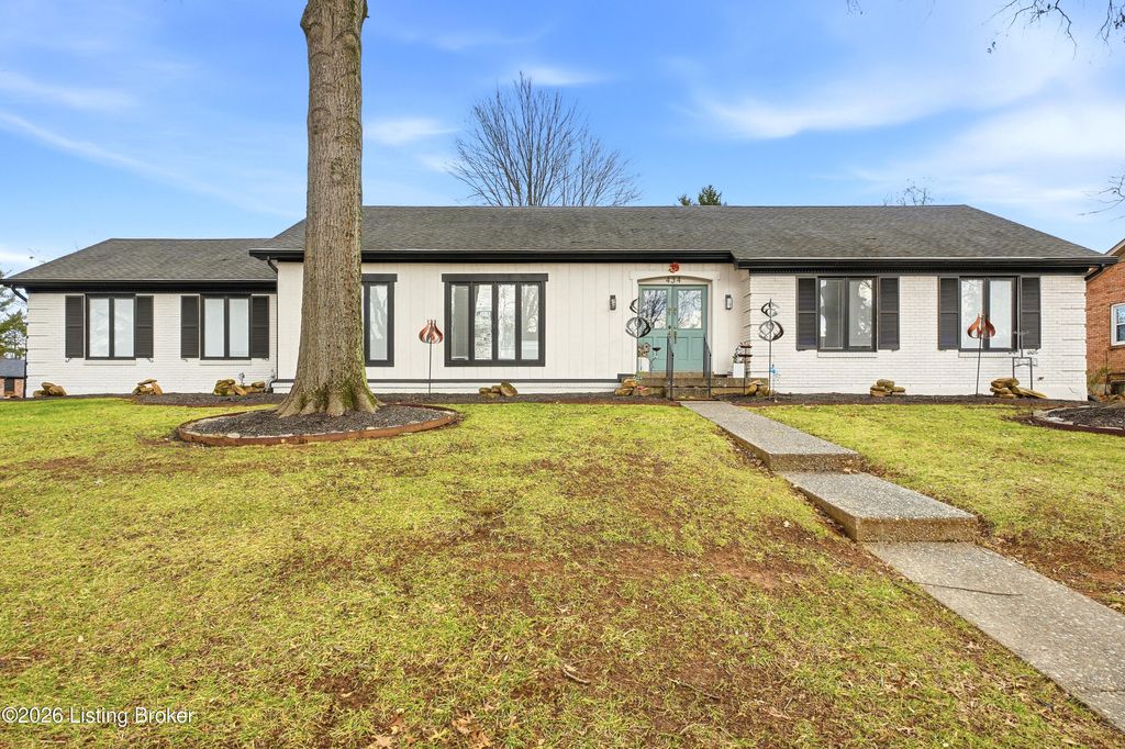 Photo of 434 Whiteheath Ln, Louisville, KY 40243 (MLS # 1707165)