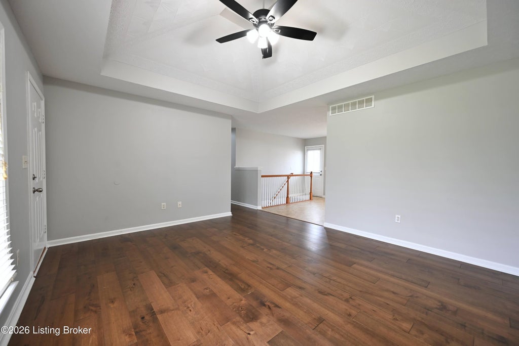 Photo of 11110 Sandwood Pl, Louisville, KY 40272 (MLS # 1732148)