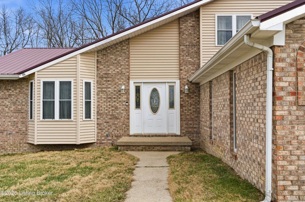 Photo of 180 McDonald Rd, Leitchfield, KY 42754 (MLS # 1710176)