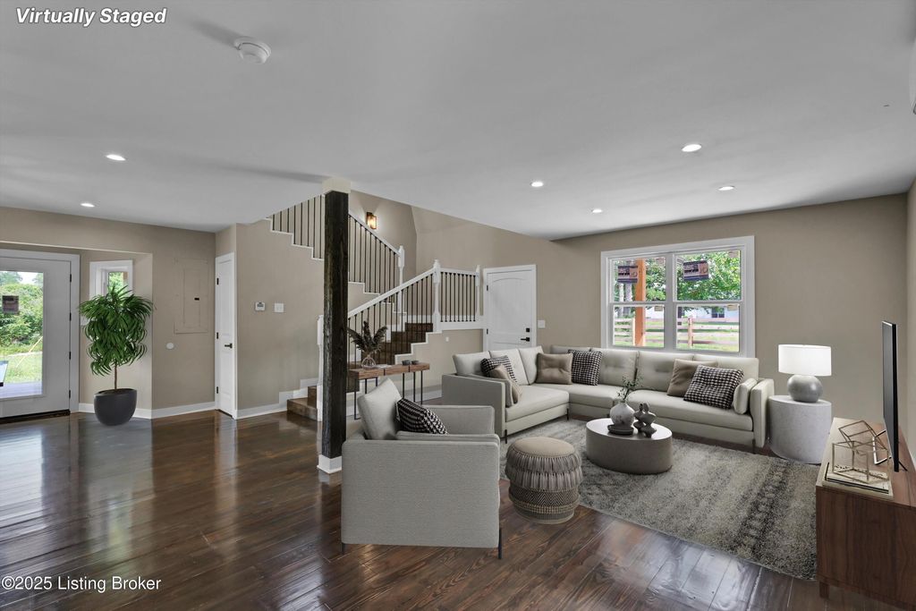 Photo of 4610 Glenarm Rd, Crestwood, KY 40014 (MLS # 1695602)