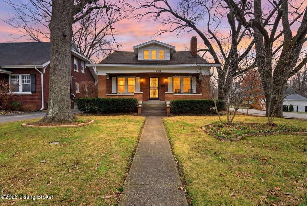 Photo of 2100 Tyler Ln, Louisville, KY 40205 (MLS # 1709928)