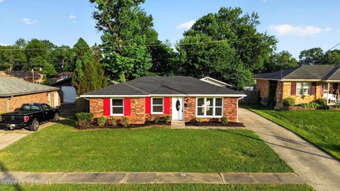 Homes For Sale - 112 Daryl Ct<br/> Louisville, KY 40214