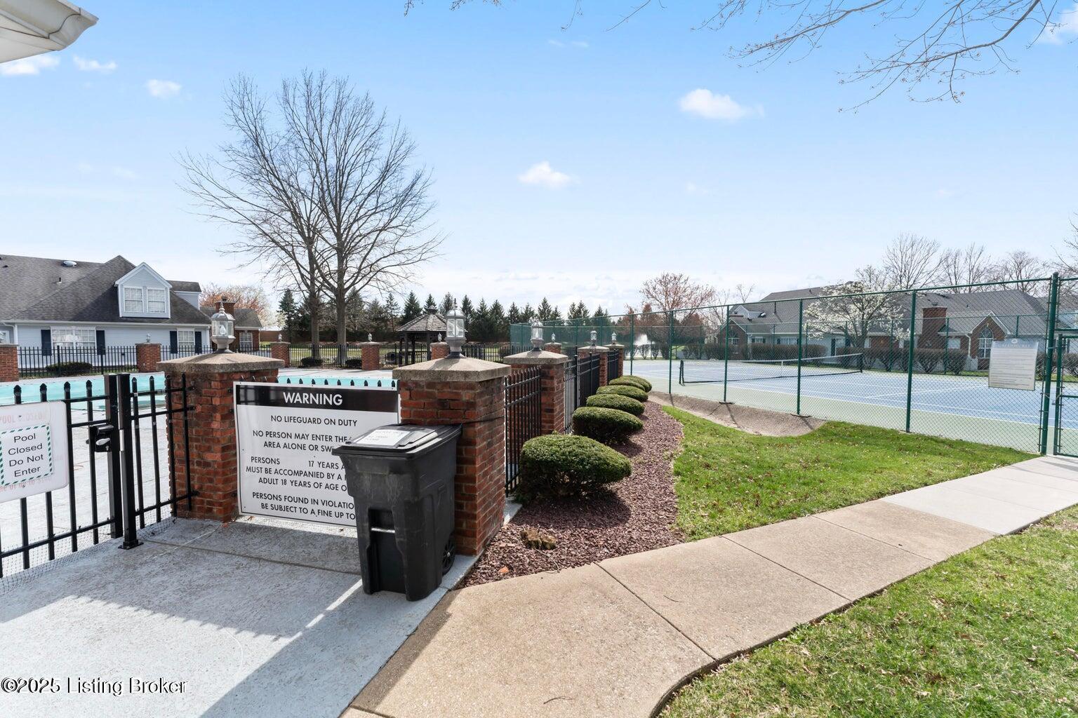 3919 Greenhurst Dr, Louisville, Pennsylvania image 20