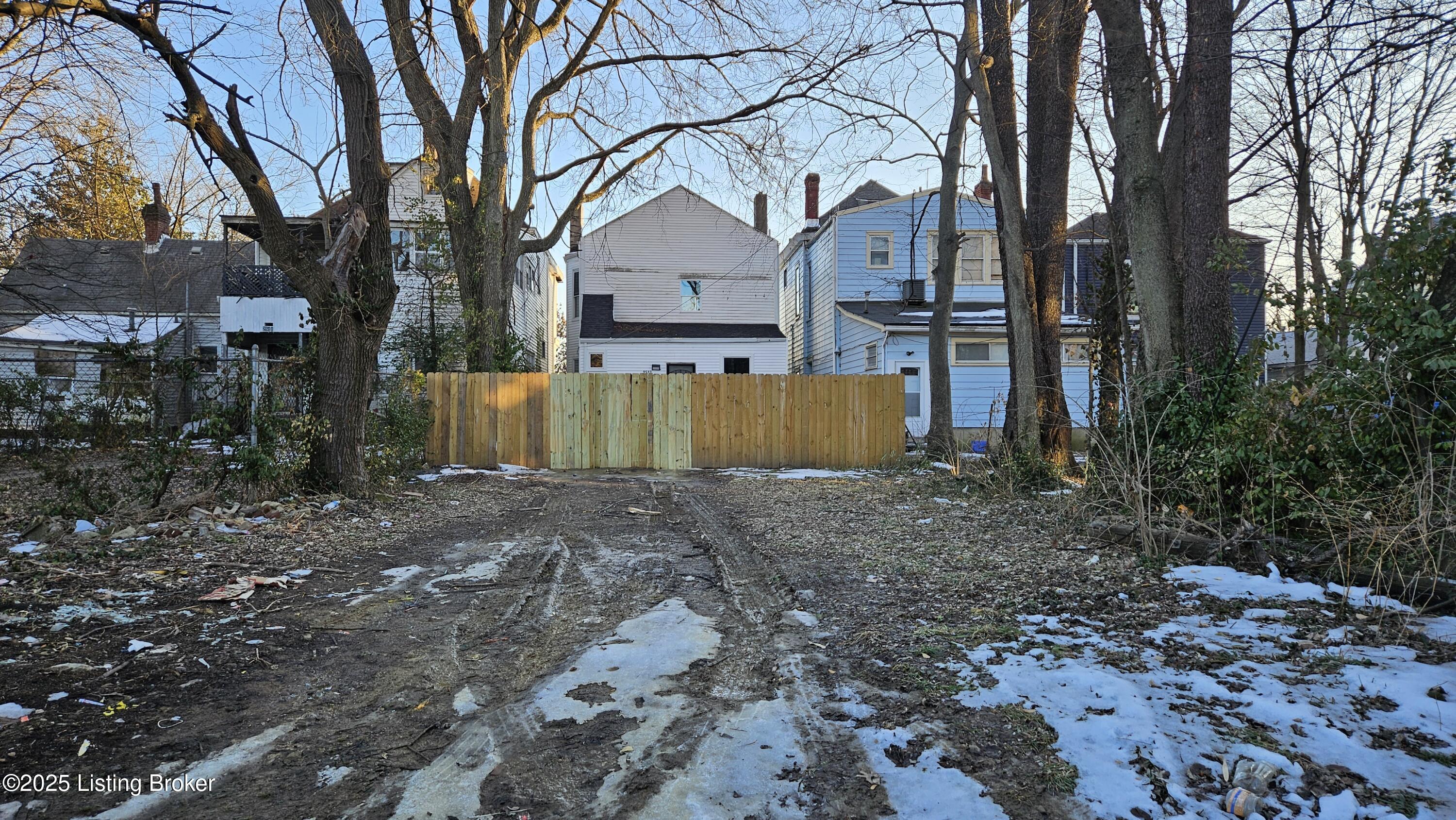 2513 W Chestnut St, Louisville, Kentucky image 40