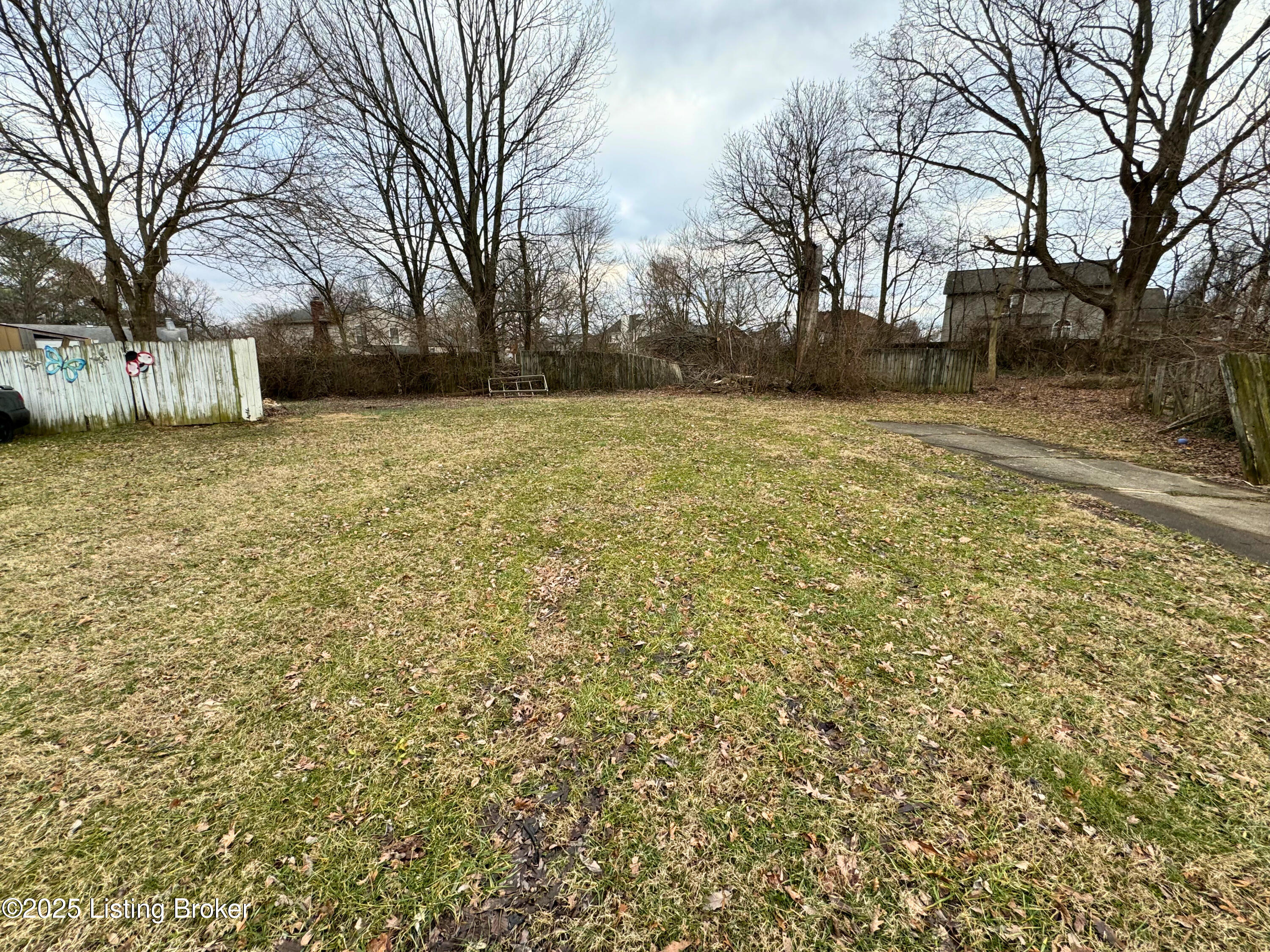 8307 Olive Hill Ct, Louisville, Kentucky image 1