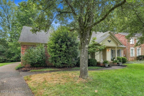Tiny photo for 1118 Blackthorn Rd, Louisville, KY 40299 (MLS # 1728987)
