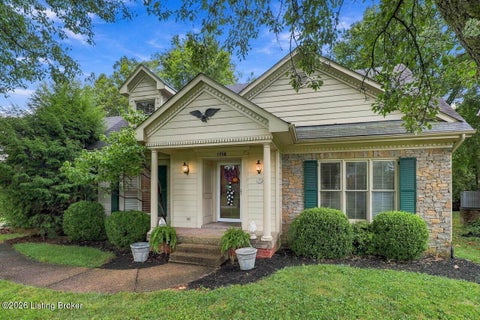 Tiny photo for 1118 Blackthorn Rd, Louisville, KY 40299 (MLS # 1728987)