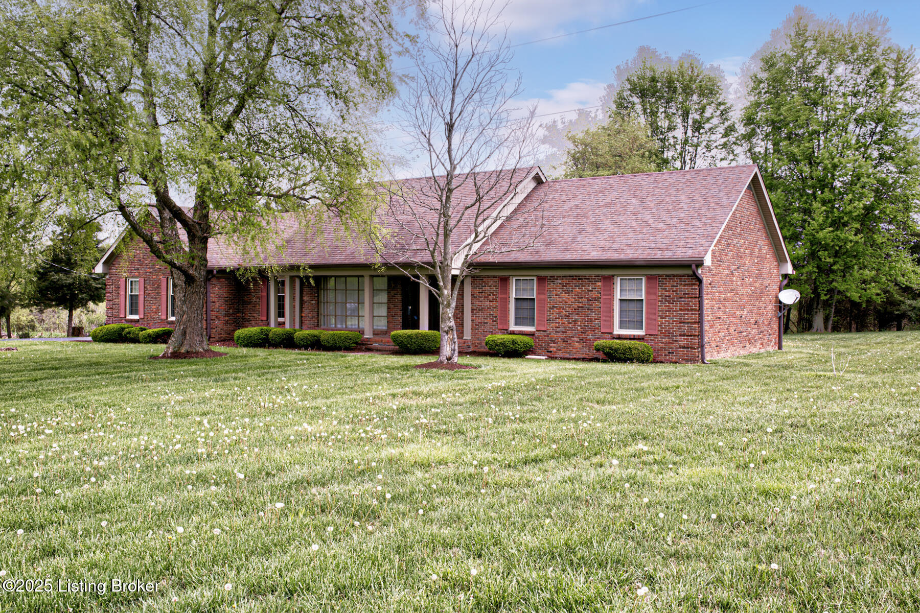 4401 Greenhaven Ln, Goshen, Pennsylvania image 2